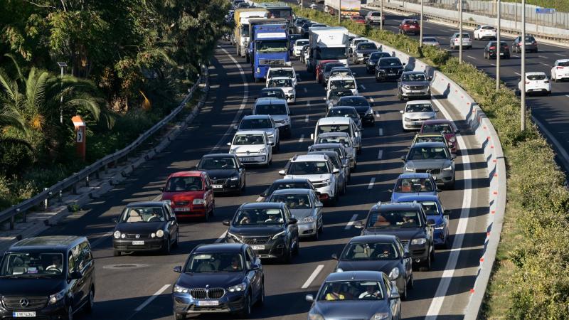 Καθυστερήσεις στην κάθοδο του Κηφισού λόγω τροχαίου νωρίτερα