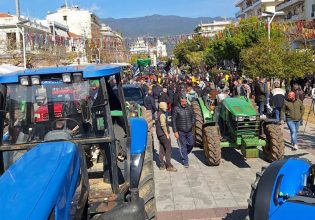 Αγρότες: Μηχανοκίνητο συλλαλητήριο στην Καλαμάτα από τους παραγωγούς της Μεσσηνίας [ωιδεο]