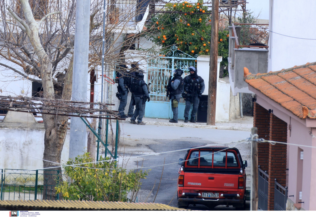 Λάρισα: Το βαρύ ποινικό παρελθόν του 60χρονου αυτόχειρα – Τα κίνητρα πίσω από το διπλό φονικό