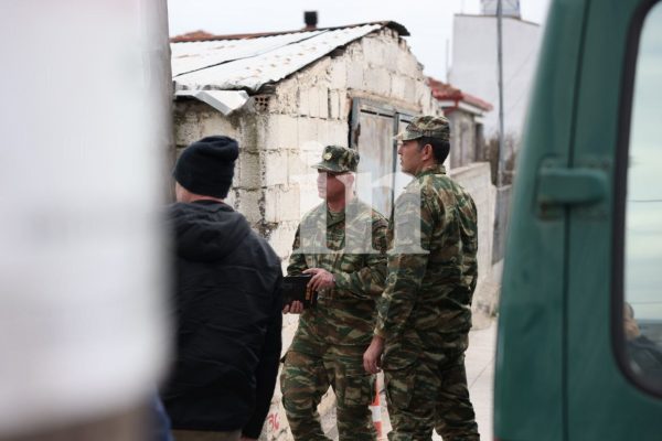 To in στους Γόννους Λάρισας: Πυροτεχνουργοί στο ξυλουργείο που έγινε το διπλό φονικό – Εν αναμονή της ιατροδικαστικής έκθεσης