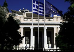 Η κυβέρνηση που χρειάζεται ένα σοκ και η κοινωνία που δεν παραμυθιάζεται εύκολα