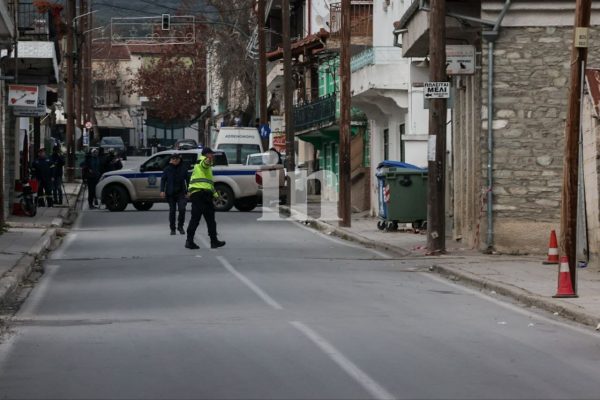 Διπλό φονικό στη Λάρισα: Ο 60χρονος πυροβόλησε τα θύματά του εξ επαφής – Τι έδειξε η ιατροδικαστική