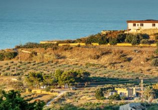 Λίγο κρασί, λίγο θάλασσα και η Σικελία μου: Η μικρή πόλη που «χαρίζει» διακοπές με μόλις 1 ευρώ